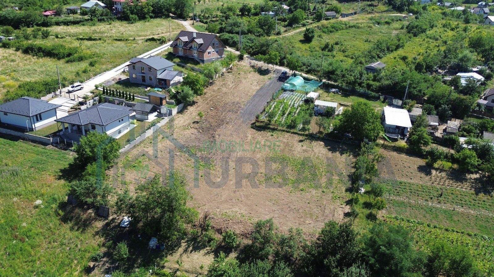 Teren de vânzare în sat Vlădiceni, comuna Tonești - Poză 1
