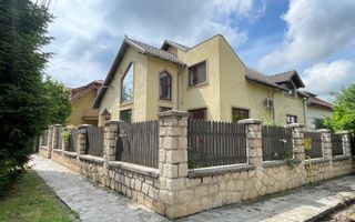 Circumvalatiunii | Casa individuala | 6 camere | Garaj - Poză 2