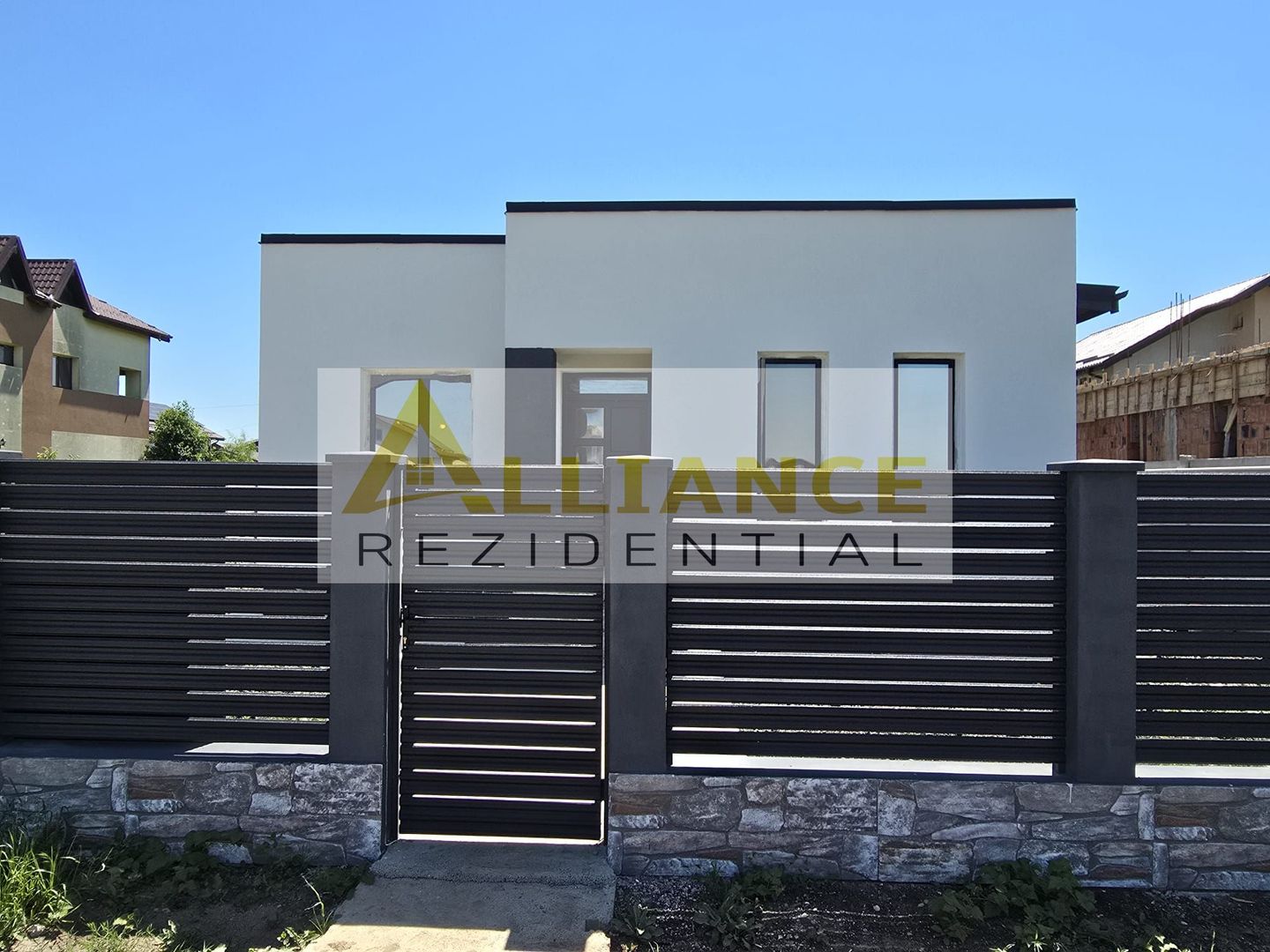 Casa 4 Camere | Zona linistita - Poză 2