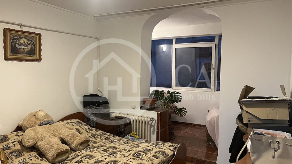Apartament cu 3 camere de vanzare in zona Cantemir Oradea - Poză 8