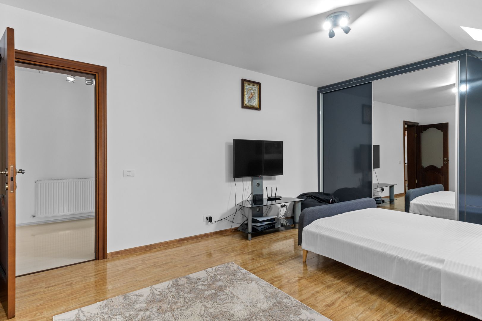 DE VANZARE  Vila 9 camere Colentina - Poză 41