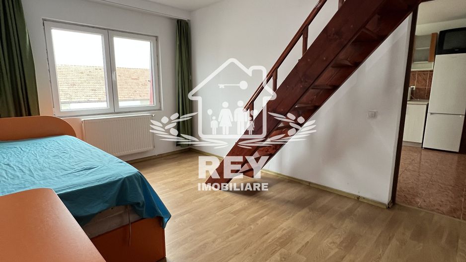 Apartament 3 camere nedecomandat ,bucătărie separată, Stefan cel Mare - Poză 5