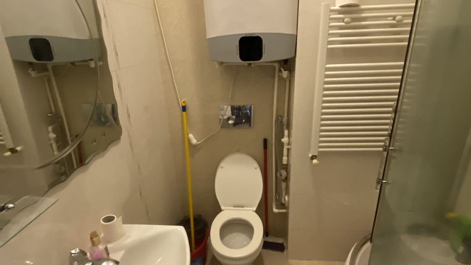 De Inchiriat Garsoniera Decomandata Dacia - Romana - Poză 3