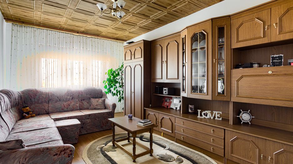 Proprietate vândută Apartament cu 3 camere decomandat la Fortuna - Poză 2