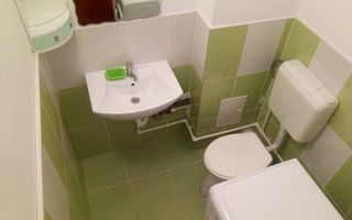 De vanzare apartament 3 camere Apusului - Poză 8