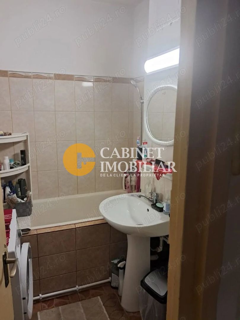 🏠 Vând apartament 3 camere – Zona Gării / Str. Străpungerii Silvestru - Poză 2