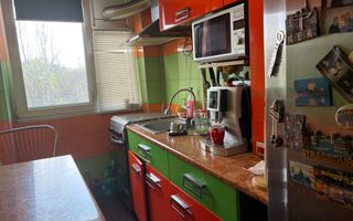 Apartament spatios cu trei camere, Brancoveanu, 80.000€ negociabil - Poză 8