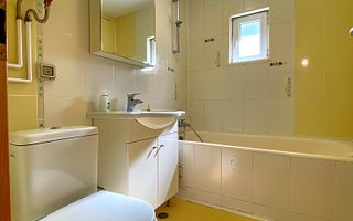 Sector 5 Calea Rahovei 3 camere Decomandat 70mp - Poză 9