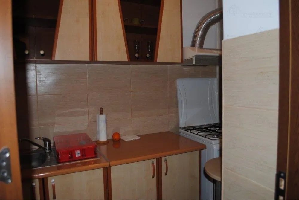 GARSONIERA DECOMANDATA MODERNA MOBILATA & UTILATA BLOC 1982 - Poză 4