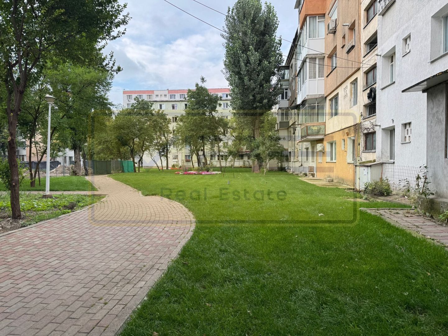 Apartament 2 camere decomandat Alexandru cel Bun - Poză 15