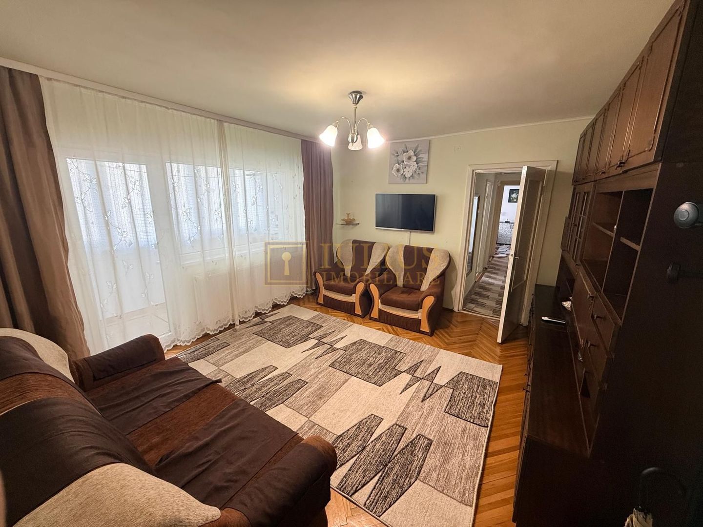 3 Camere| Girocului| 70 mp| centrala proprie| apartament spatios| - Poză 4
