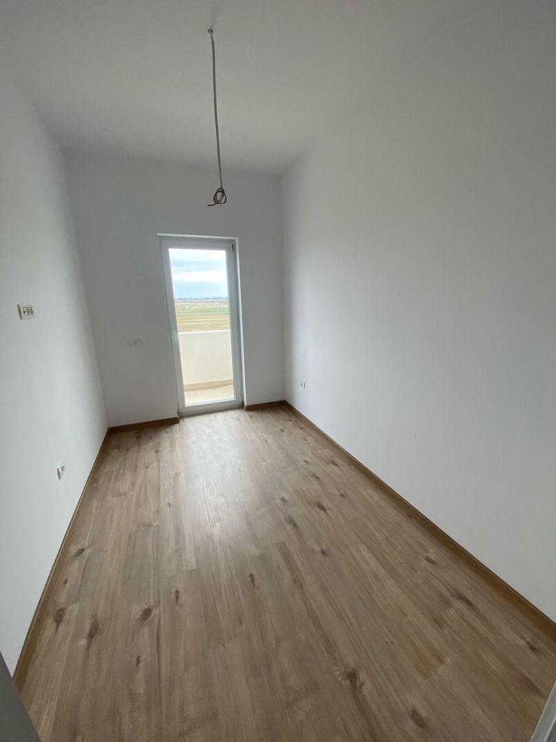 Giroc-Neptun | 2-3 Camere | Centrala proprie | Loc de parcare - Poză 11