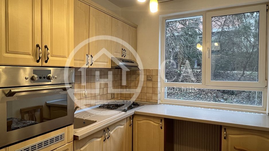 Apartament cu 3 camere de inchiriat in zona Central, Oradea - Poză 8