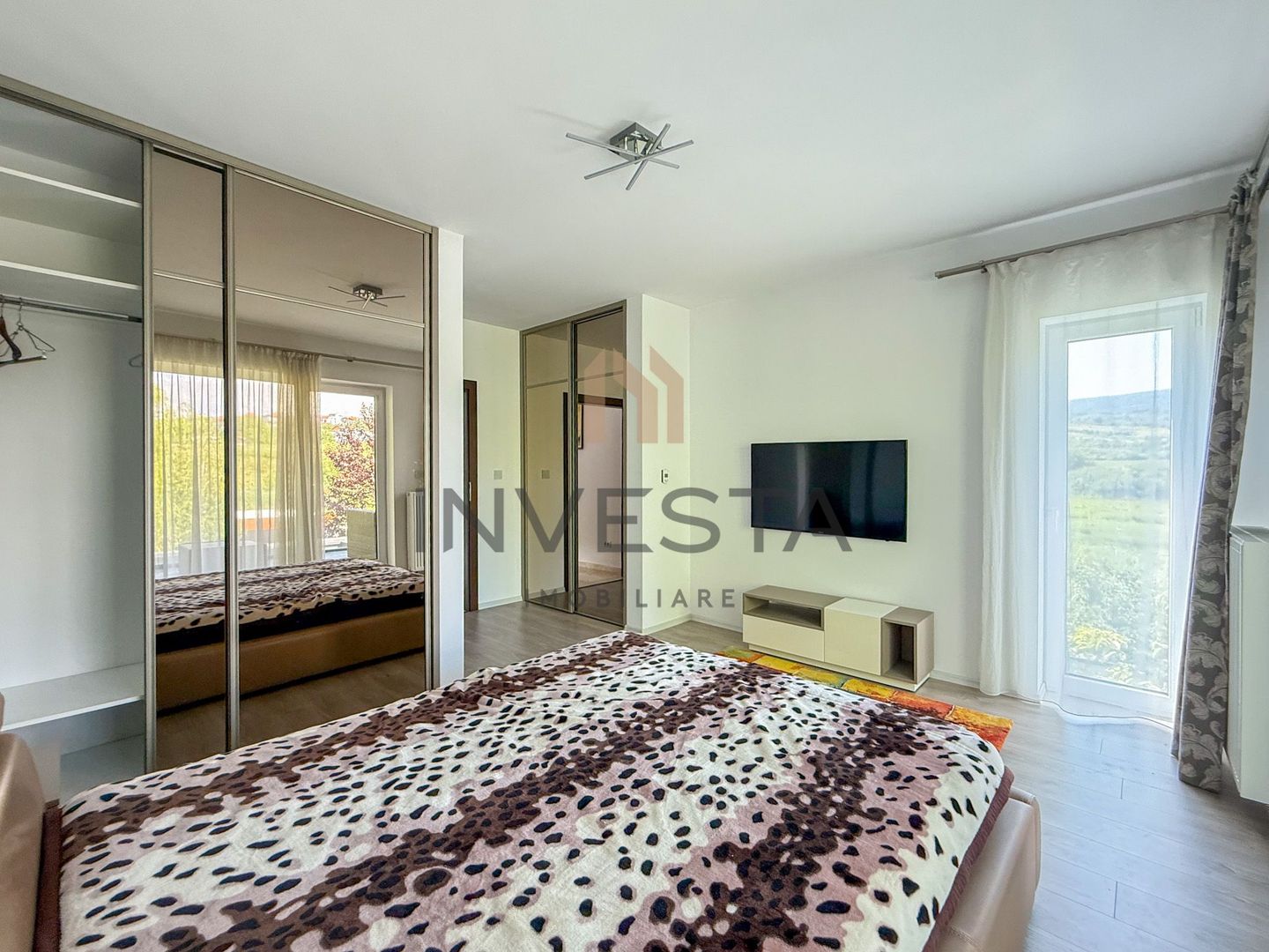 Comision 0! Vila moderna ,,la cheie""! Constructie premium! - Poză 14