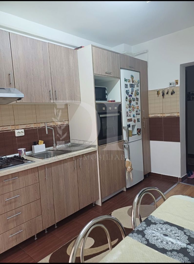 Apartament la cheie  / etaj intermediar / Zona Eroilor - Poză 2