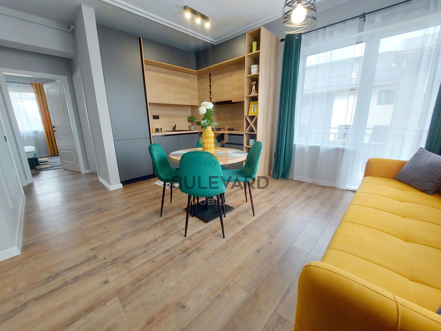 Apartament 3 camere in zona Teilor - Poză 1