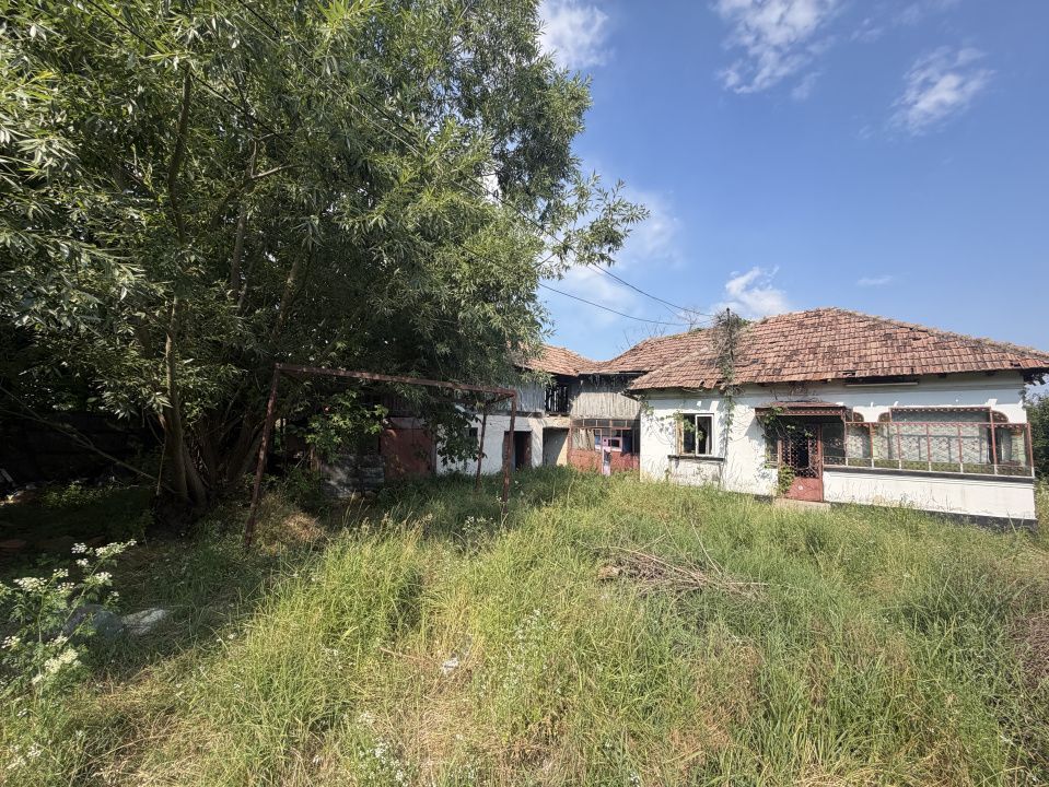 Casă bătrânească + teren 1.032 mp, Purcăreni, Argeș - Poză 5