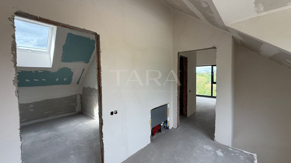 Casă modernă cu priveliște spectaculoasă în Feleacu - Poză 4