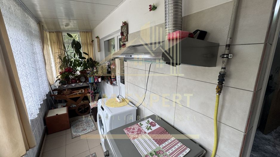 APARTAMENT 2 CAMERE PARTER CAMPULUNG GRUI - Poză 21