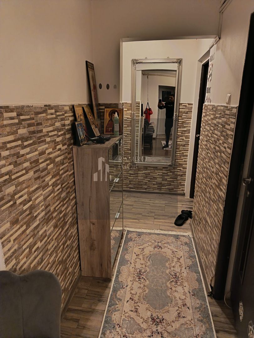 Apartament 3 camere semidecomandat - Poză 5