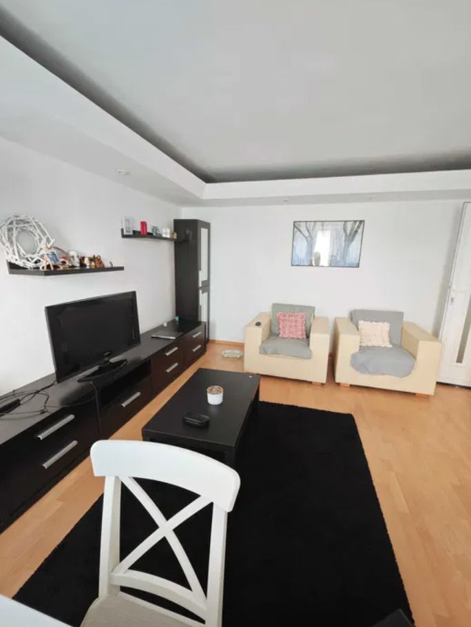 Apartament 2 cam. de inchiriat 60 mp Et. 4  Zona Aviatiei - Poză 2