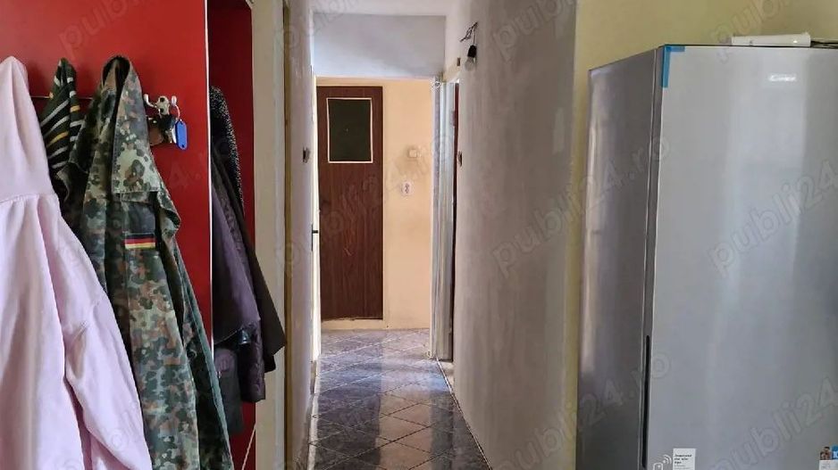 vanzare apartament 3 camere decomandat - Poză 4