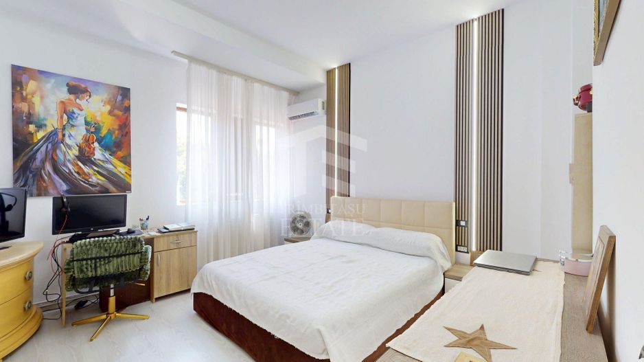 Apartament interbelic cu 3 camere, 124 mp, vis-à-vis de - Poză 2