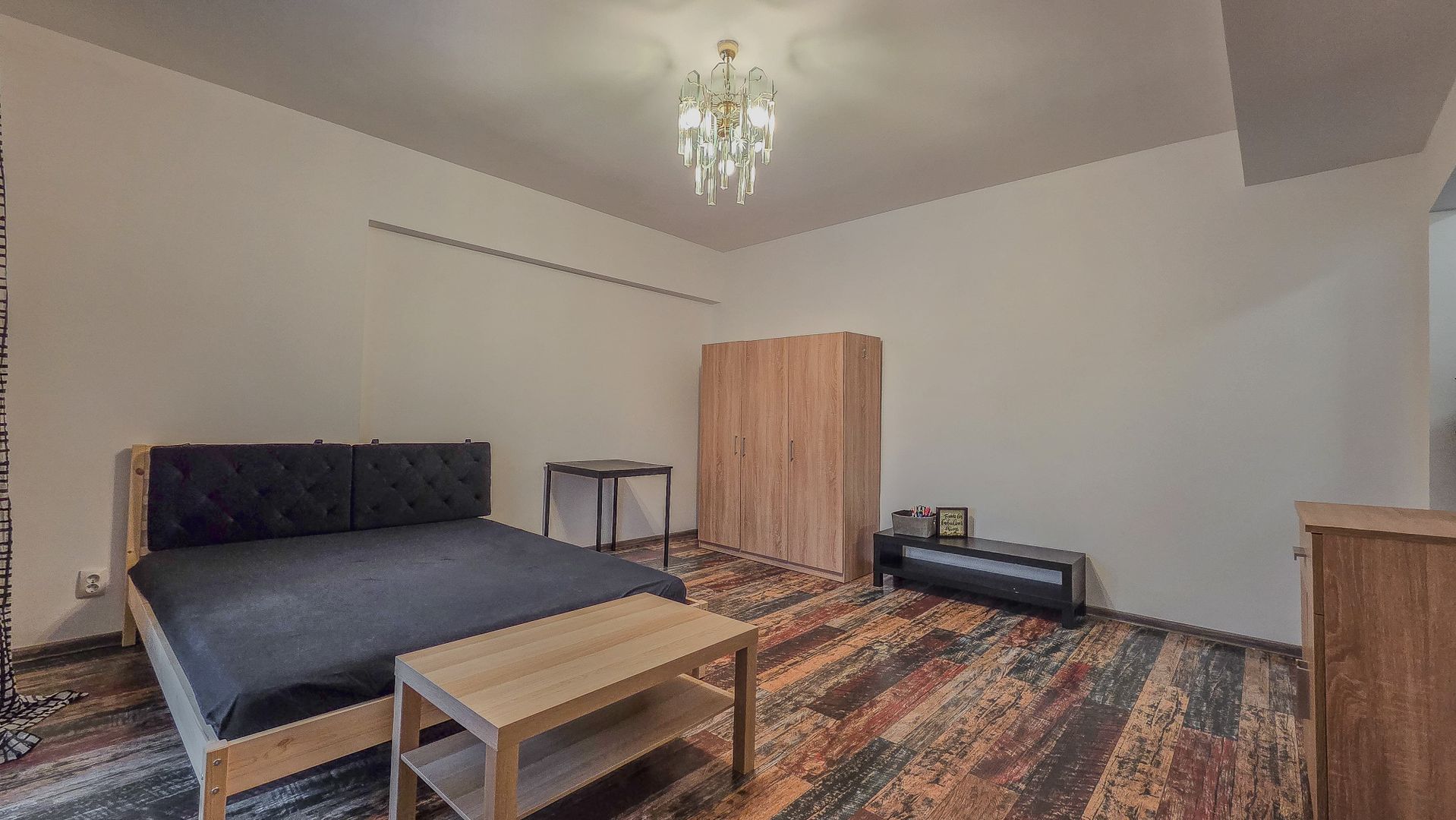 Garsonieră spațioasă de închiriat – Universitate | Str. Academiei - Poză 4