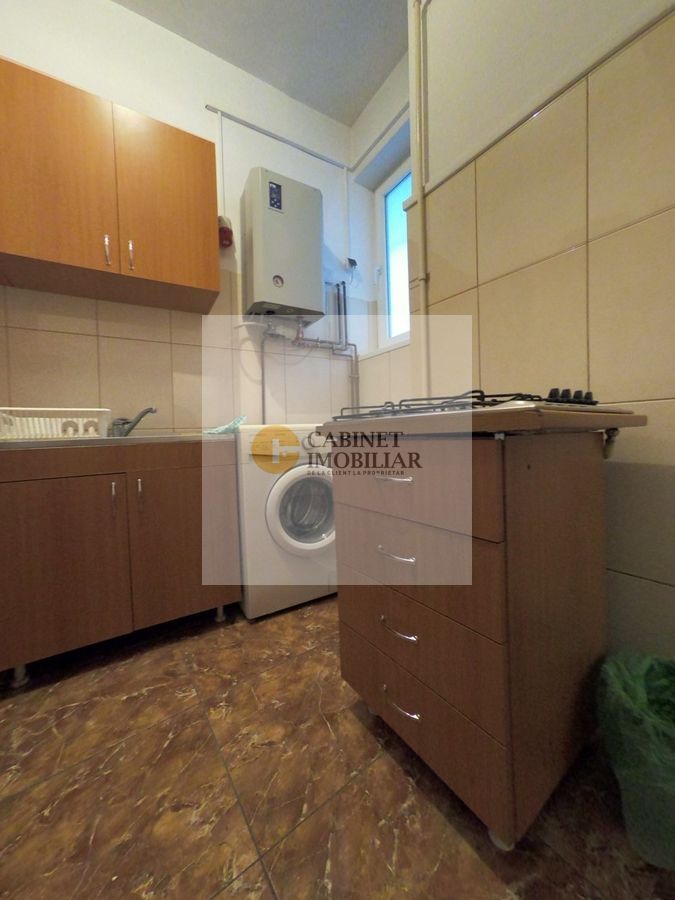 2 camere | Bd Carol | Vedere Panoramica | Centrala proprie - Poză 6