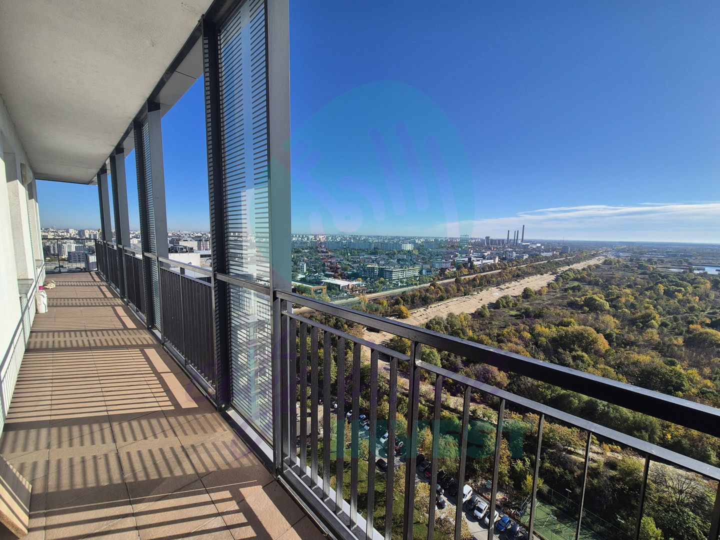 3 camere cu view spectaculos in Asmita Gardens - Poză 2