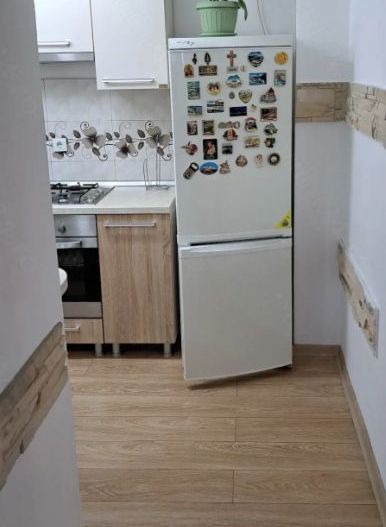 Apartament 2 camere, decomandat, Cetate, bulevard - Poză 5