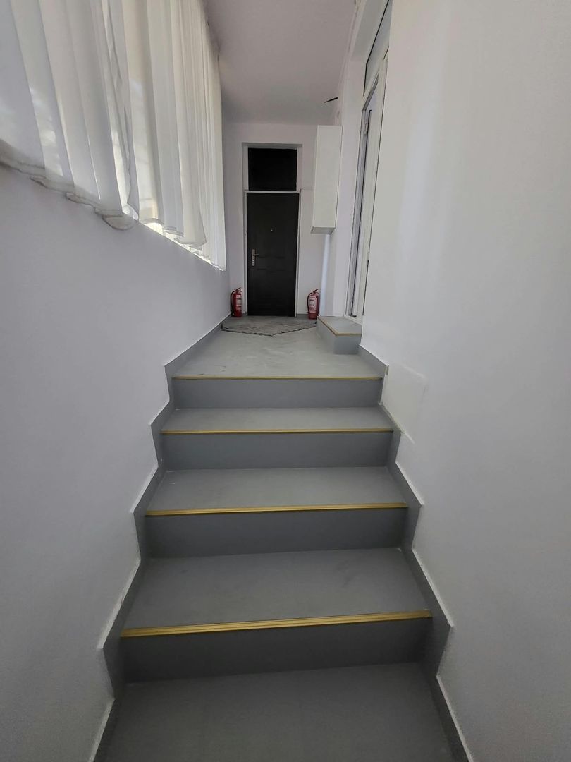 Casa de inchiriat. curte, centrala proprie, zona centrala. metrou 7min - Poză 6
