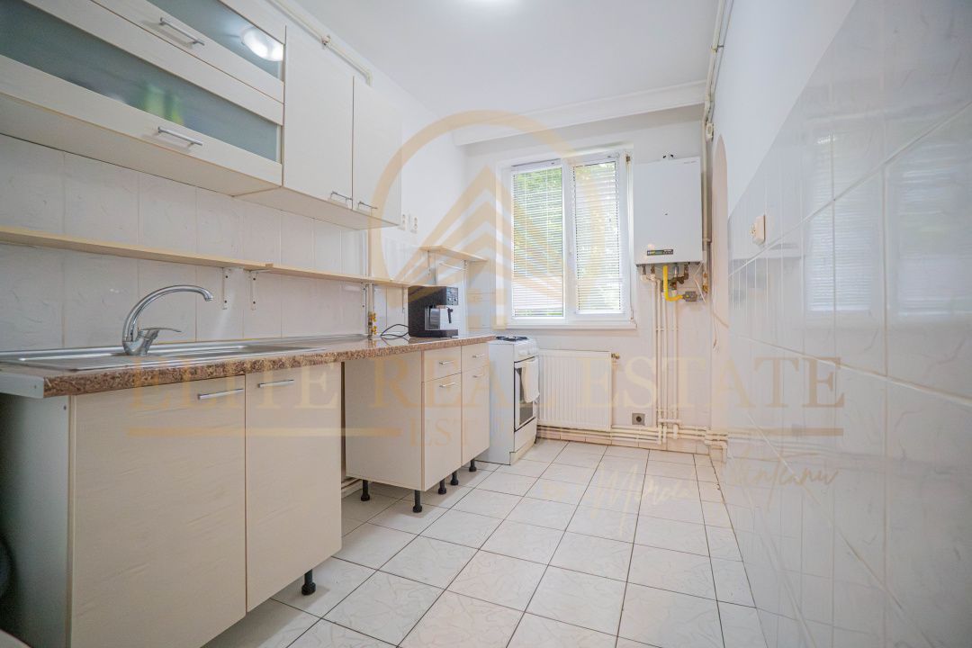 Far - Vânzare apartament cu 3 camere confort 1, situat la etajul 1. - Poză 14