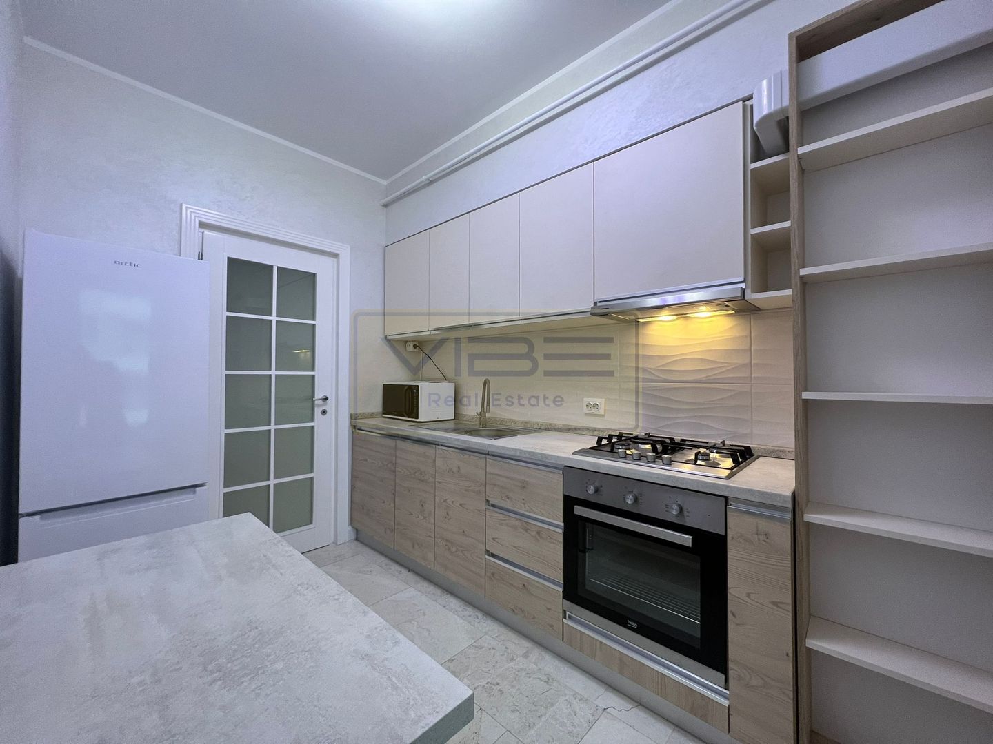 Apartament 2 camere decomandat Royal Town - Copou - Poză 16