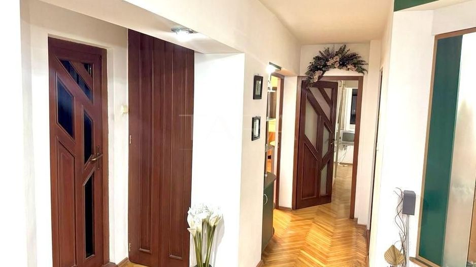 Apartament cu 4 camere, 90 mp, zona Big – Mănăștur central. - Poză 7