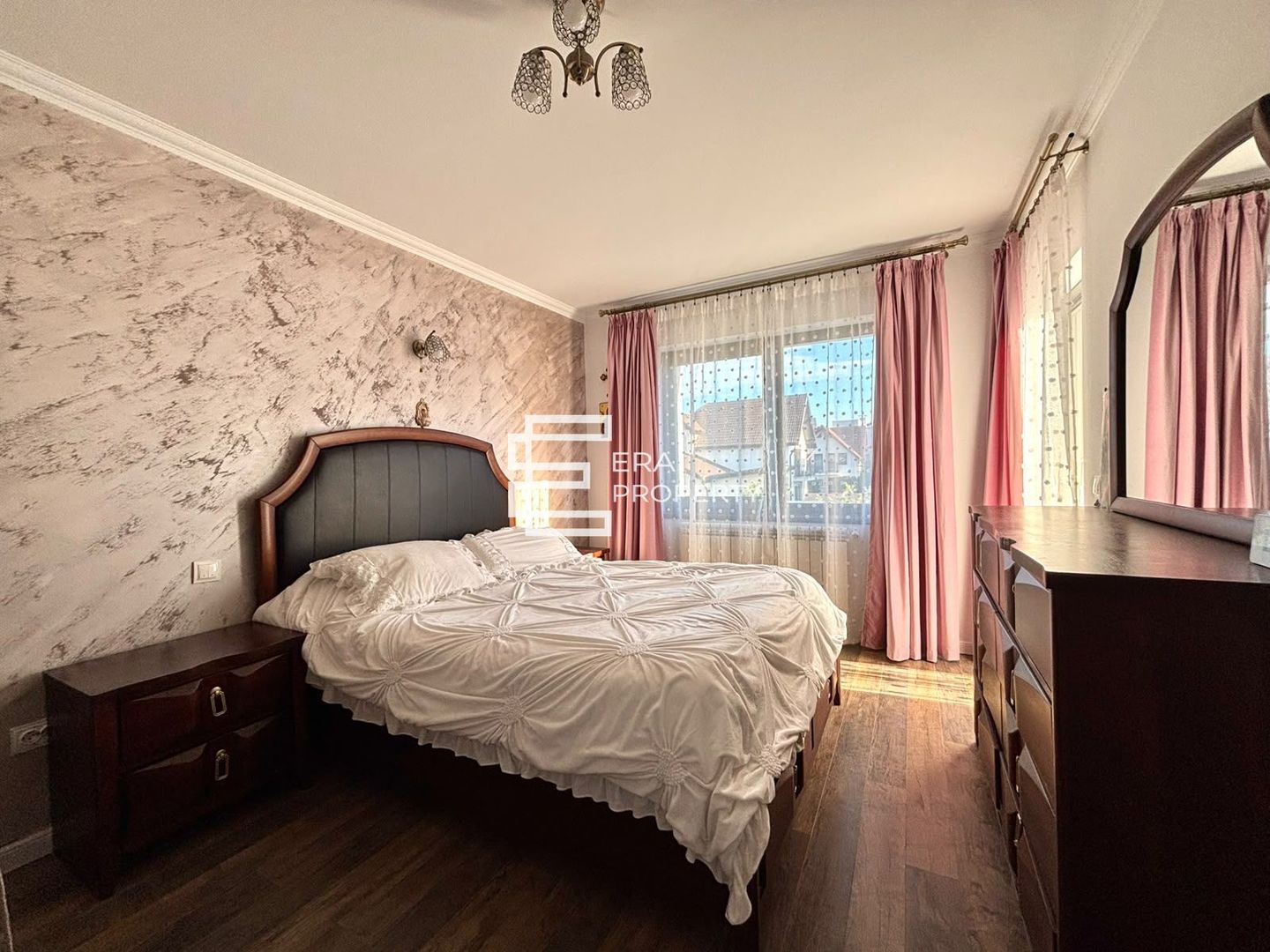 CASĂ INDIVIDUALĂ | 200 MP UTILI | TEREN 464 MP | BRANA – ȘELIMBĂR - Poză 12