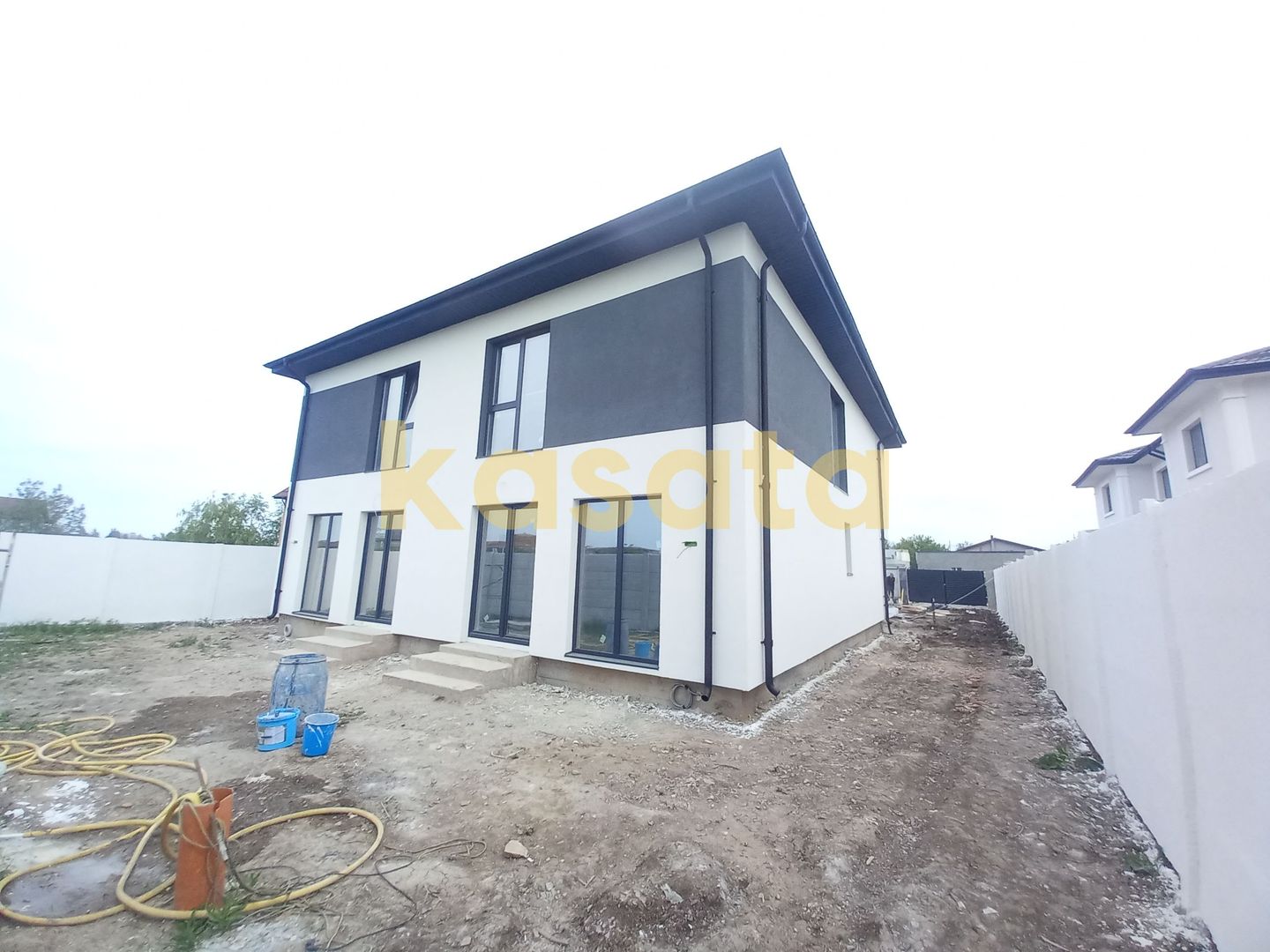 Duplex 4 camere | Bragadiru | curte generoasă, zonă liniștită - Poză 4
