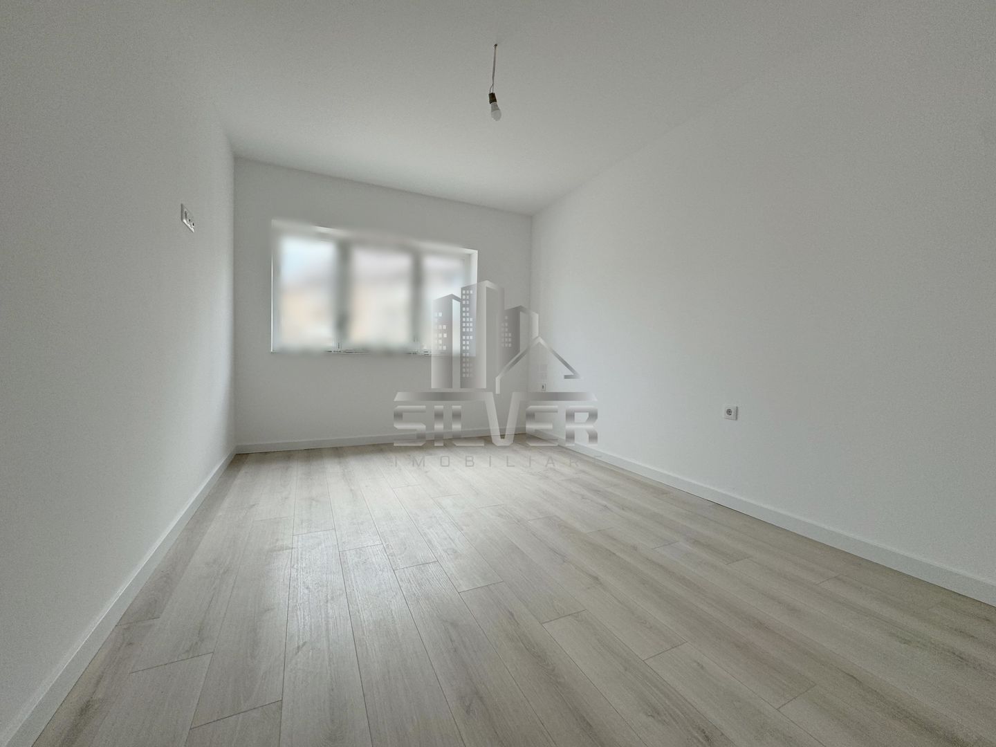 Apartament cu 3 camere/59mp/terasa 15mp/zona Eroilor. - Poză 6