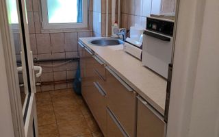 Spatiu comercial, 50 mp + 8 ml vitrina, Florilor, vad pietonal si auto - Poză 10