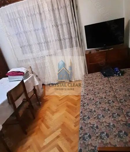 Apartament cu 3 camere - cartierul Dâmbu Pietros, str. Lămâiței - Poză 1