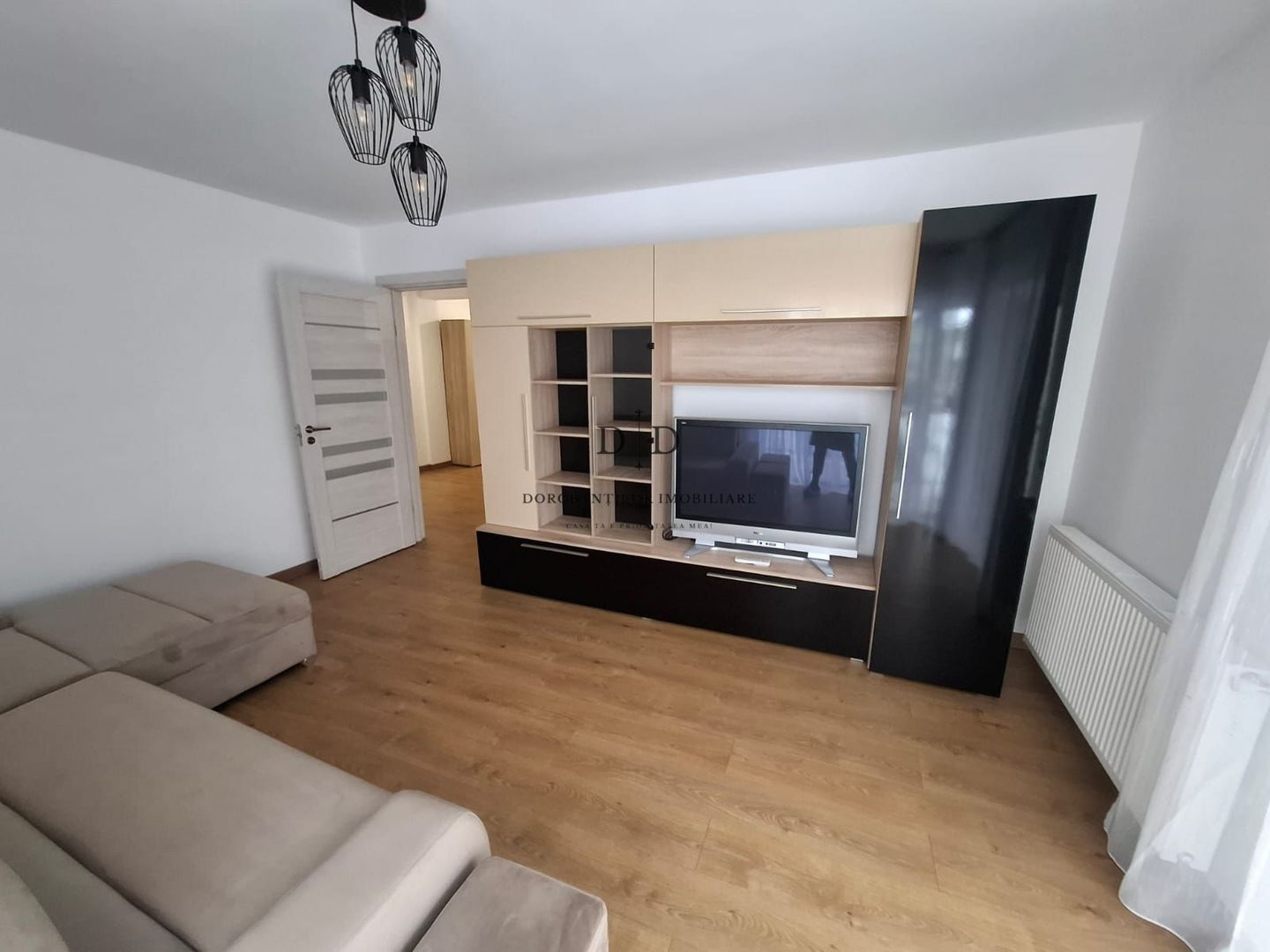 Vânzare 2 camere decomandate | etaj intermediar | Floresti - Poză 1