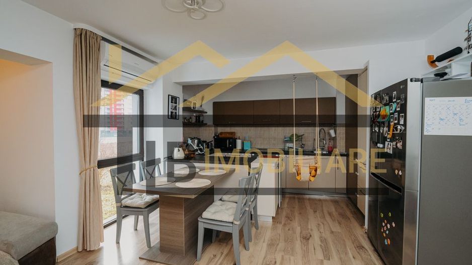 Apartament de 3 camere, 91mp, parcare, Zona Facultatea Petru Maior - Poză 3