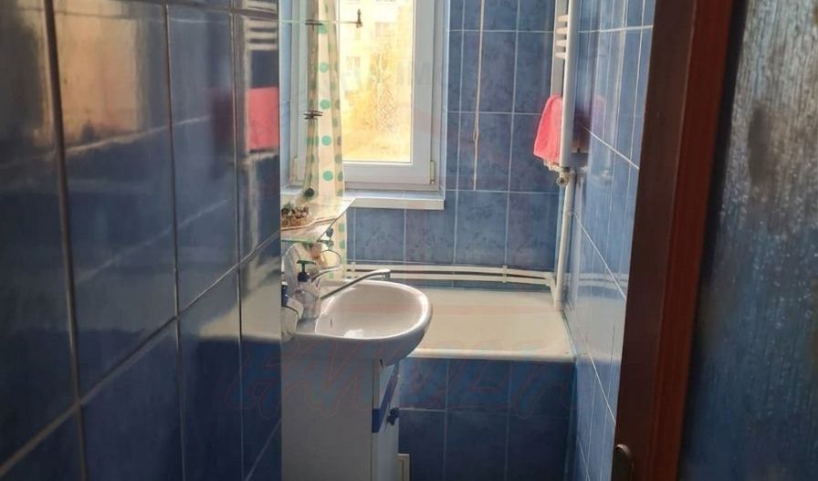 Vanzare apartament 3 camere, piata Micro 19, pret 49.500EUR, Etaj 3/4. - Poză 3
