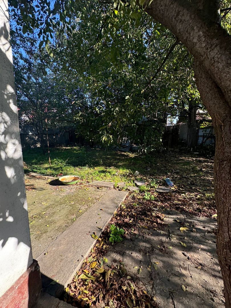 De vânzare  casă situată pe strada Mihail Sadoveanu - Poză 22