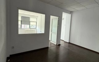 Spațiu de birouri modern cu facilități complete, 2 etaje - Poză 5