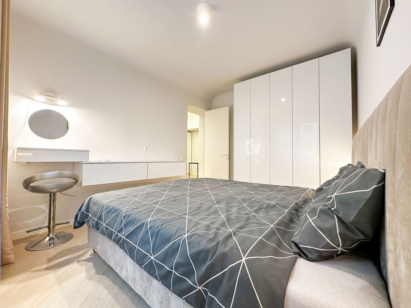 Apartament 2 camere – Cortina North, Faza I, Bloc B4 - Poză 4