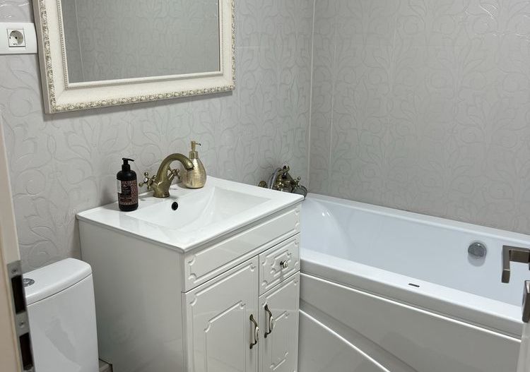 3 camere de inchiriat, Gorjului, renovat recent, utilat complet, etaj 2 - Poză 6