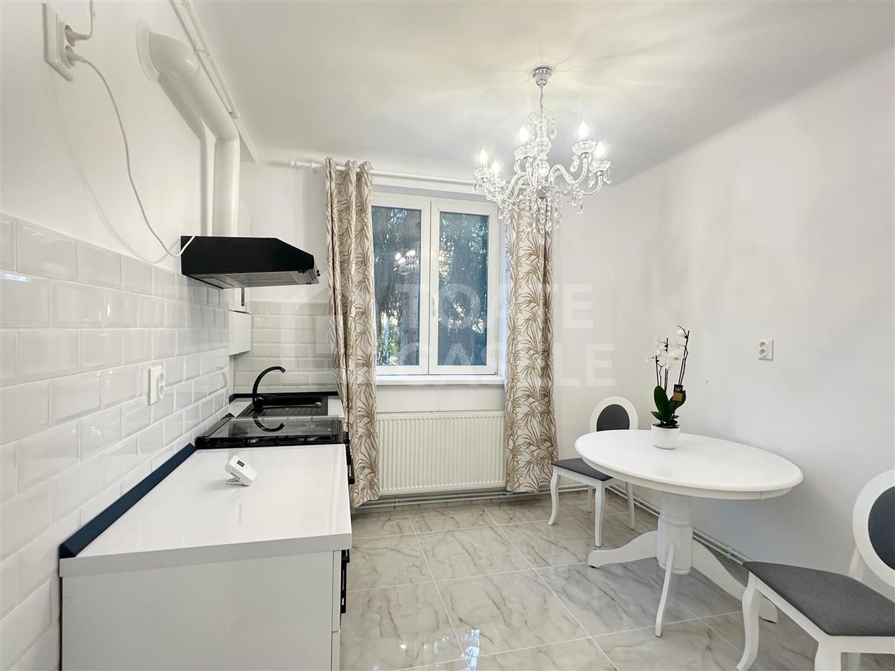 Apartament cu 2 camere, finisat modern, gradina, zona N. Titulescu - Poză 2