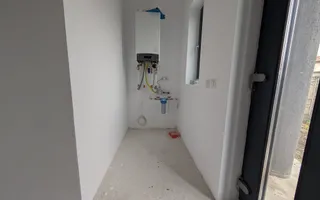 Casa individuala | Parter + Etaj | Asfalt | Toate utilitatile | - Poză 16