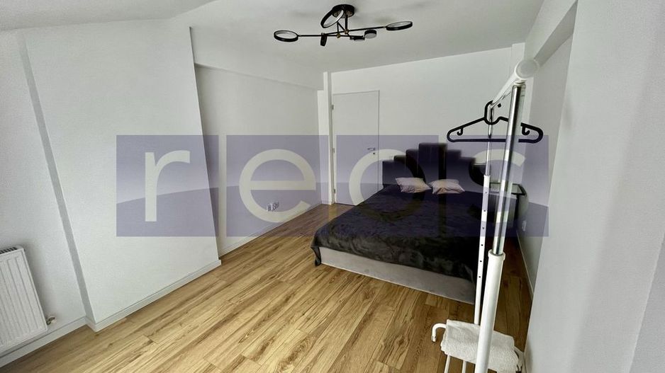 VANZARE 3 CAMERE + POD  | 4 LOCURI DE PARCARE | ZONA MIHAI BRAVU - Poză 2